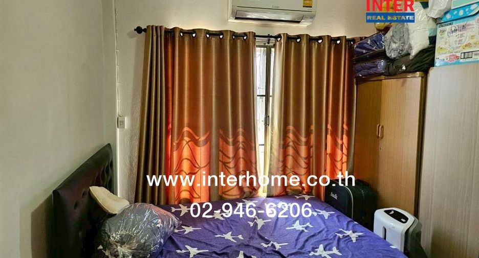 For sale 5 bedrooms townhouse in Khlong Sam Wa, Bangkok