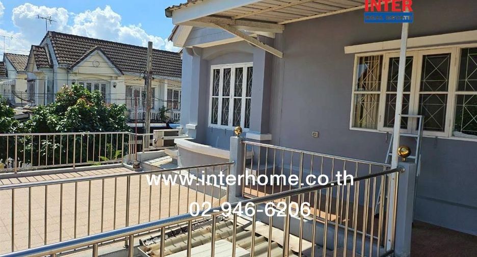 For sale 5 bedrooms townhouse in Khlong Sam Wa, Bangkok