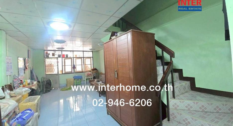 À vendre 2 chambres maison de ville à Bang Phli, Samut Prakan