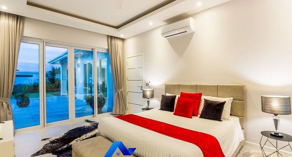 For sale 3 bedrooms villa in Hua Hin, Prachuap Khiri Khan
