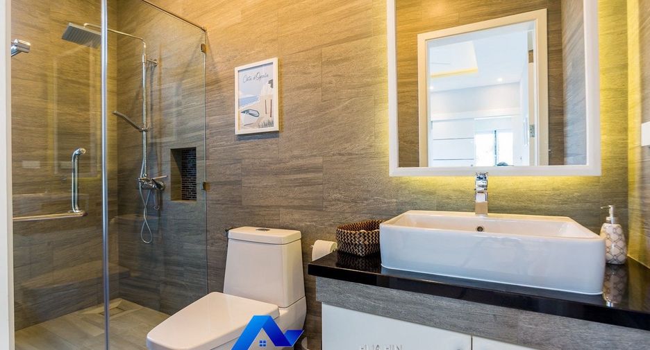 For sale 3 bedrooms villa in Hua Hin, Prachuap Khiri Khan
