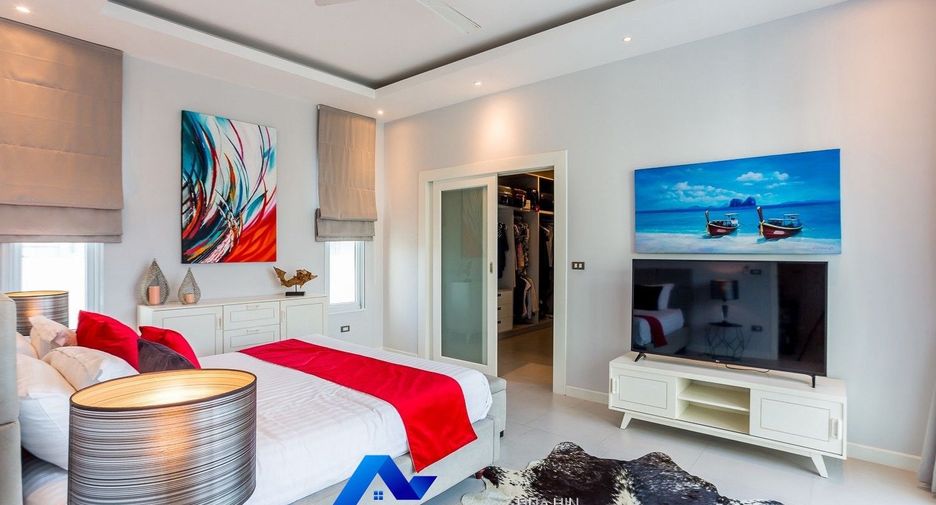 For sale 3 bedrooms villa in Hua Hin, Prachuap Khiri Khan