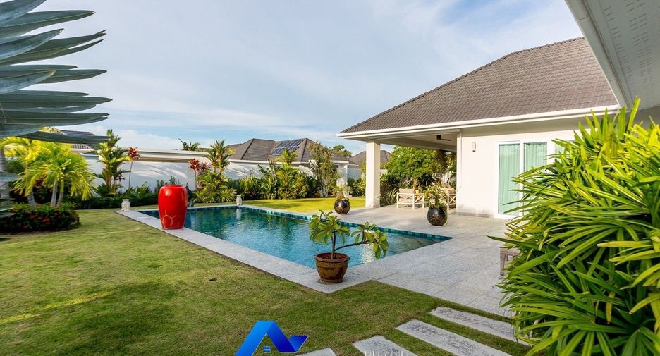 For sale 3 bedrooms villa in Hua Hin, Prachuap Khiri Khan