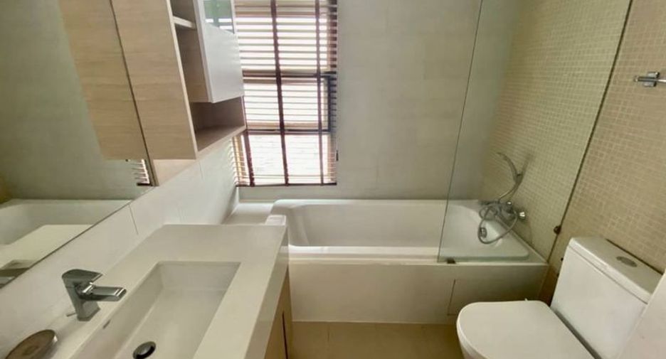 For rent 2 bedrooms condo in Si Racha, Chonburi