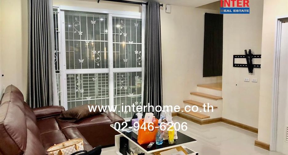 For sale 4 bedrooms townhouse in Prawet, Bangkok