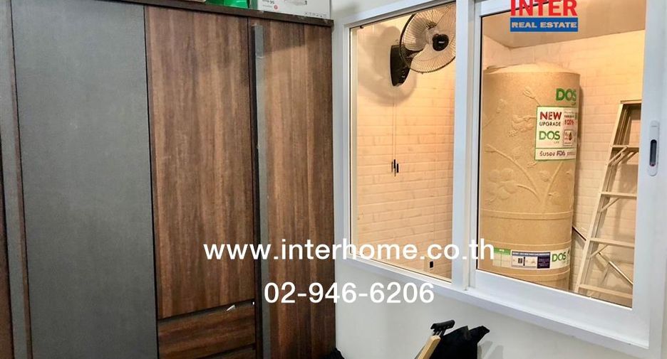 For sale 4 bedrooms townhouse in Prawet, Bangkok