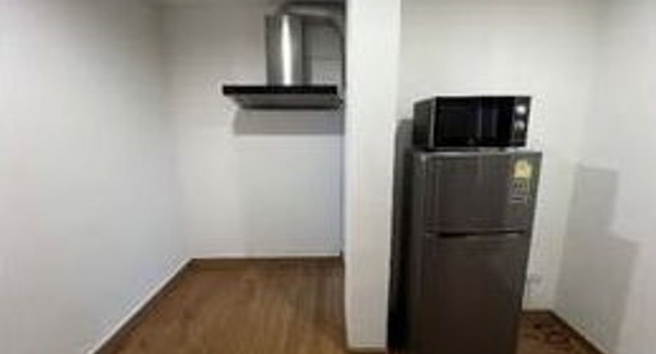 For rent 6 bedrooms office in Bang Phli, Samut Prakan