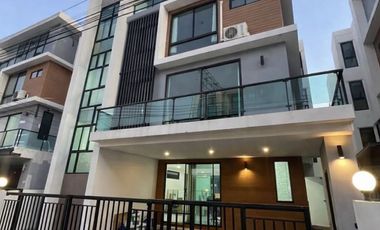 For rent 6 bedrooms office in Bang Phli, Samut Prakan