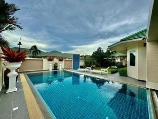 For rent 2 bedrooms villa in Bang Lamung, Chonburi