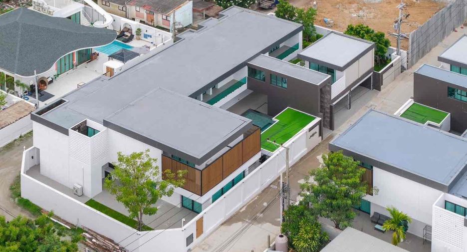 Villa en alquiler y en venta de 6 habitaciones en Bang Lamung, Chonburi