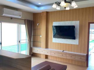 For rent 7 bedrooms villa in Bang Lamung, Chonburi
