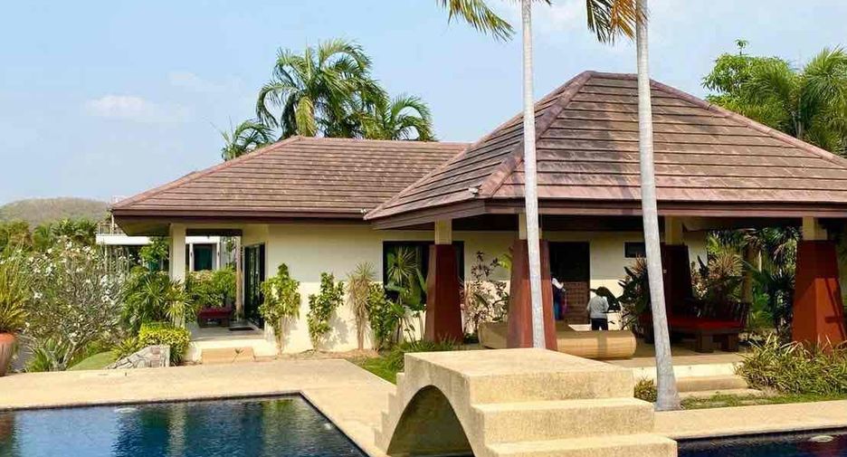 Villa zur Miete mit 4 Zimmer in Bang Lamung, Chonburi