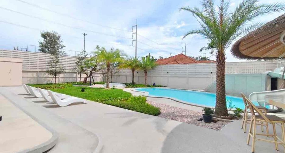 For rent and for sale 4 bedrooms villa in Bang Lamung, Chonburi