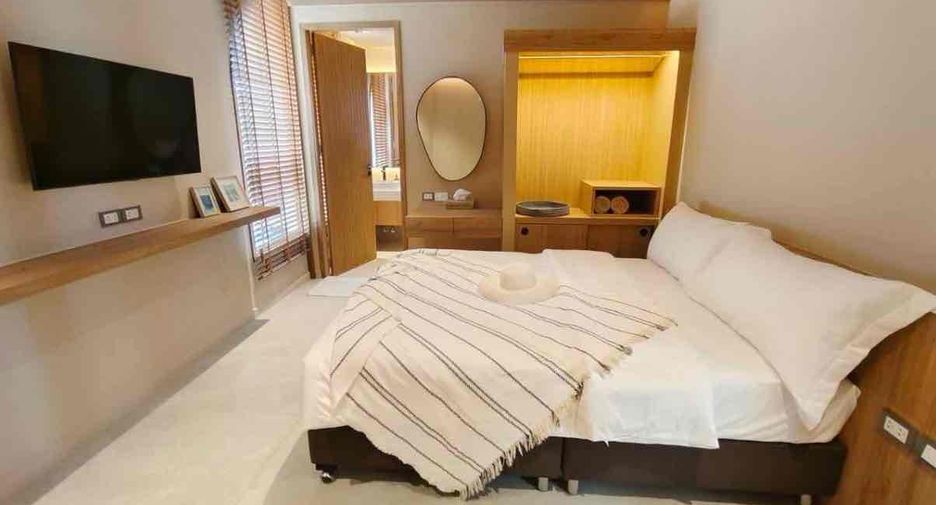 For rent and for sale 4 bedrooms villa in Bang Lamung, Chonburi