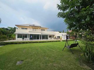 Villa zur Miete mit 6 Zimmer in Bang Lamung, Chonburi