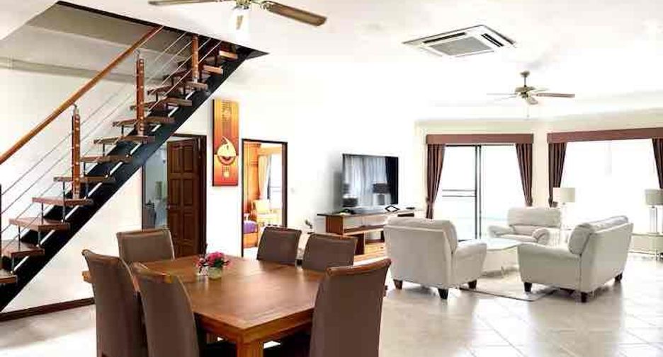 For rent 4 ベッドルーム villa in Bang Lamung, Chonburi