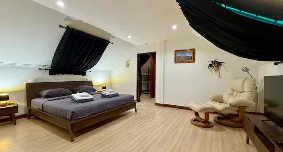 For rent 4 ベッドルーム villa in Bang Lamung, Chonburi