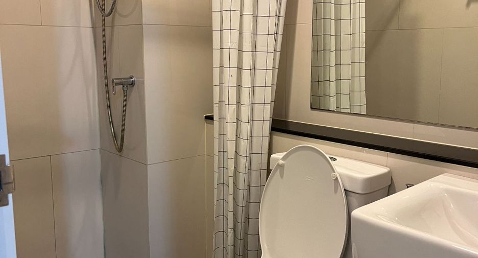 For sale 1 Beds condo in Mueang Samut Prakan, Samut Prakan