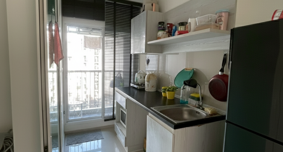 For sale 1 Beds condo in Mueang Samut Prakan, Samut Prakan