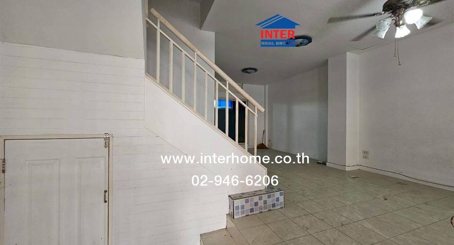 For sale 3 bedrooms townhouse in Lam Luk Ka, Pathum Thani