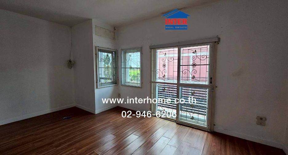 For sale 3 bedrooms townhouse in Lam Luk Ka, Pathum Thani