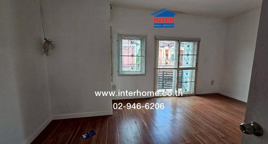 For sale 3 bedrooms townhouse in Lam Luk Ka, Pathum Thani
