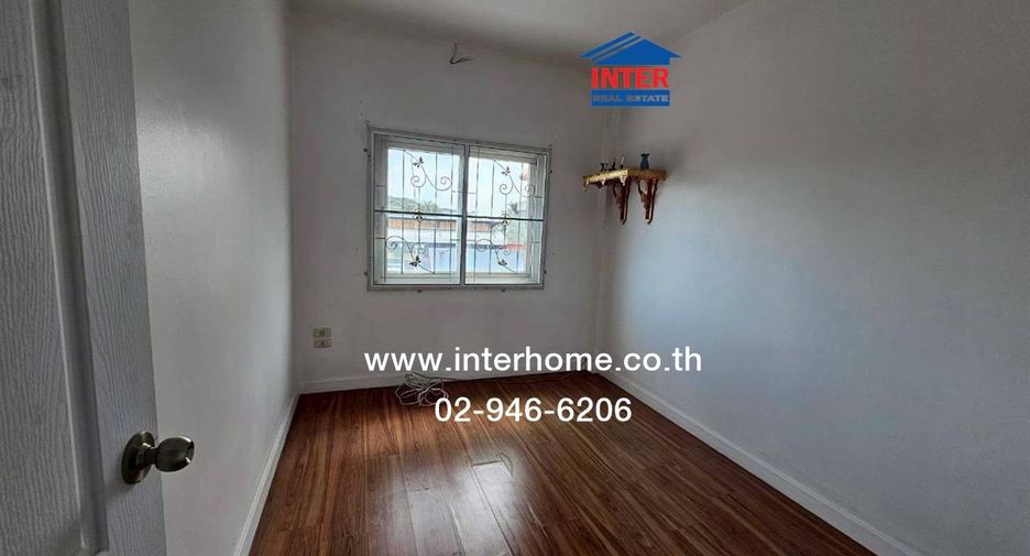 For sale 3 bedrooms townhouse in Lam Luk Ka, Pathum Thani