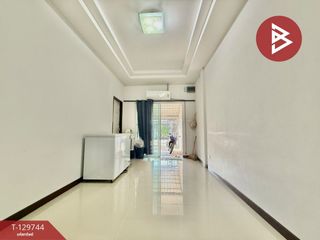 Casa adosada en venta de 2 habitaciones en Krathum Baen, Samut Sakhon