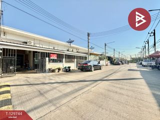 Casa adosada en venta de 2 habitaciones en Krathum Baen, Samut Sakhon