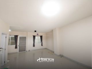 For sale 3 bedrooms townhouse in Mueang Nakhon Pathom, Nakhon Pathom