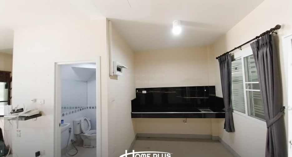 For sale 3 bedrooms townhouse in Mueang Nakhon Pathom, Nakhon Pathom