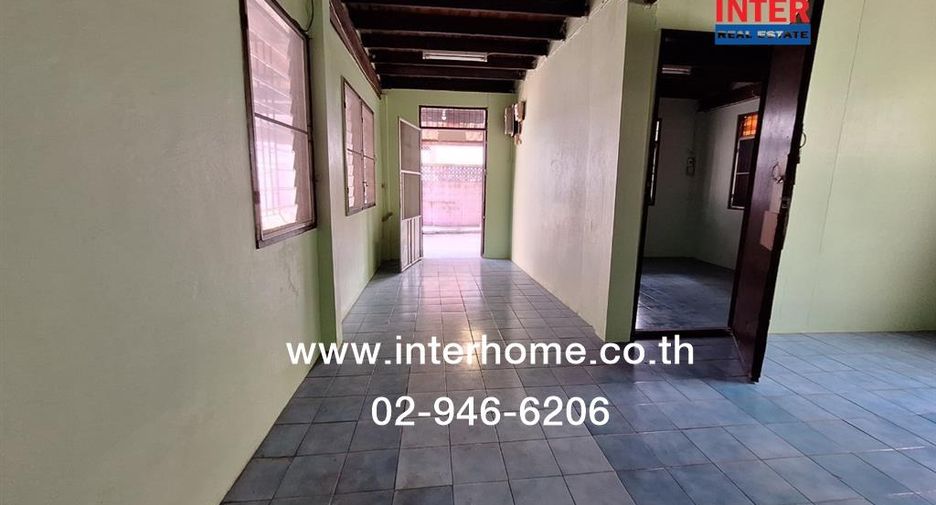For sale 3 bedrooms house in Mueang Nonthaburi, Nonthaburi