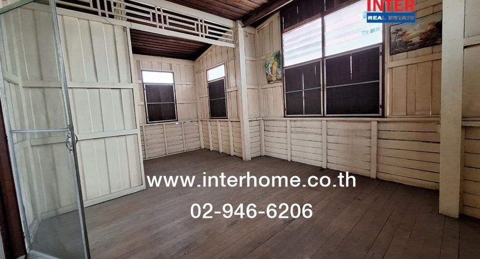 For sale 3 bedrooms house in Mueang Nonthaburi, Nonthaburi