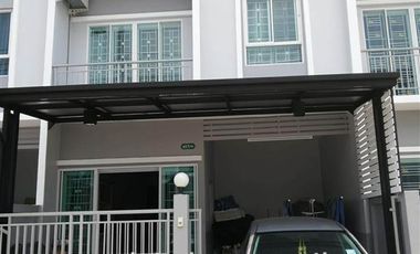 For sale 3 bedrooms townhouse in Phra Samut Chedi, Samut Prakan