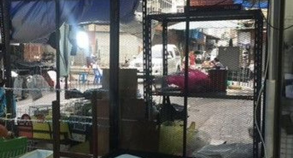 For rent 1 bed retail Space in Pom Prap Sattru Phai, Bangkok