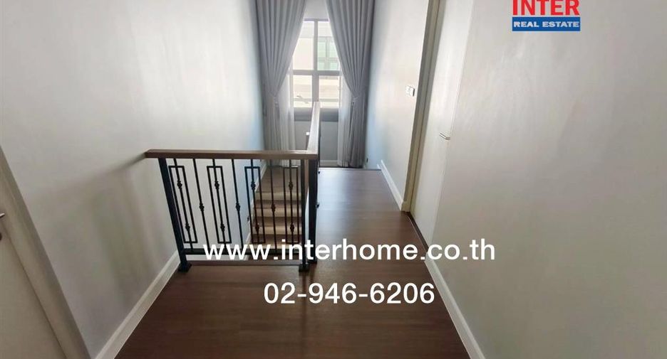 For sale 4 bedrooms house in Mueang Pathum Thani, Pathum Thani