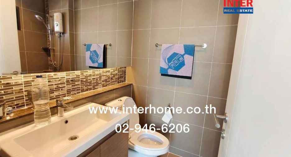 For sale 4 bedrooms house in Mueang Pathum Thani, Pathum Thani