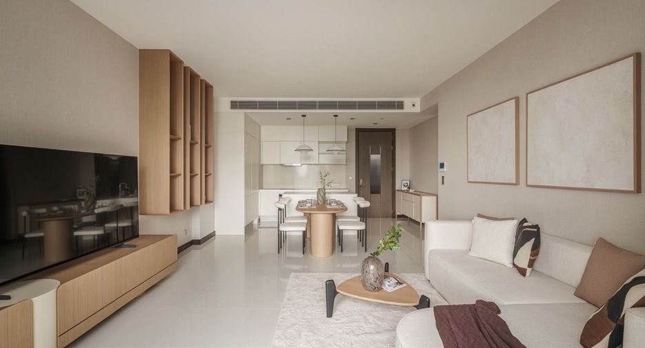 For rent 2 bedrooms condo in Khlong Toei, Bangkok