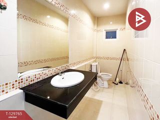Продажа 4 спальни таунхаус в Pak Kret, Нонтабури