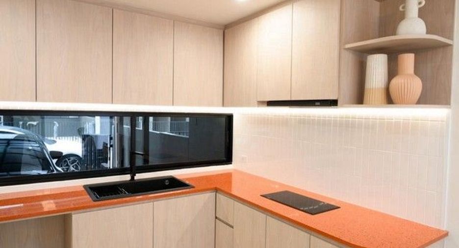 For rent 2 bedrooms house in Rat Burana, Bangkok