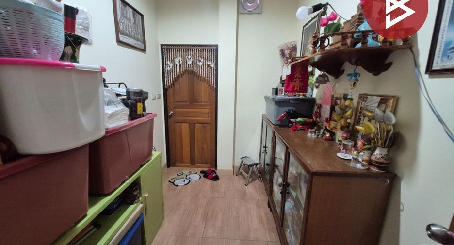 Продажа 4 спальни дом в Mueang Samut Prakan, Самутпракан