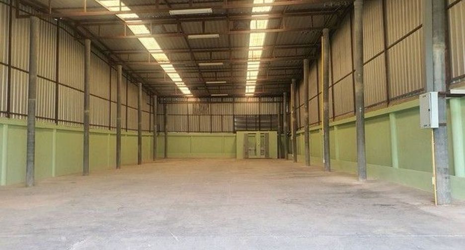 For rent 1 bed warehouse in Bang Khun Thian, Bangkok