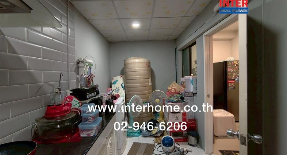 出售 3 卧室 联排别墅 在 Khlong Luang, Pathum Thani