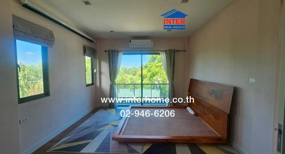 For sale 4 bedrooms house in Thanyaburi, Pathum Thani