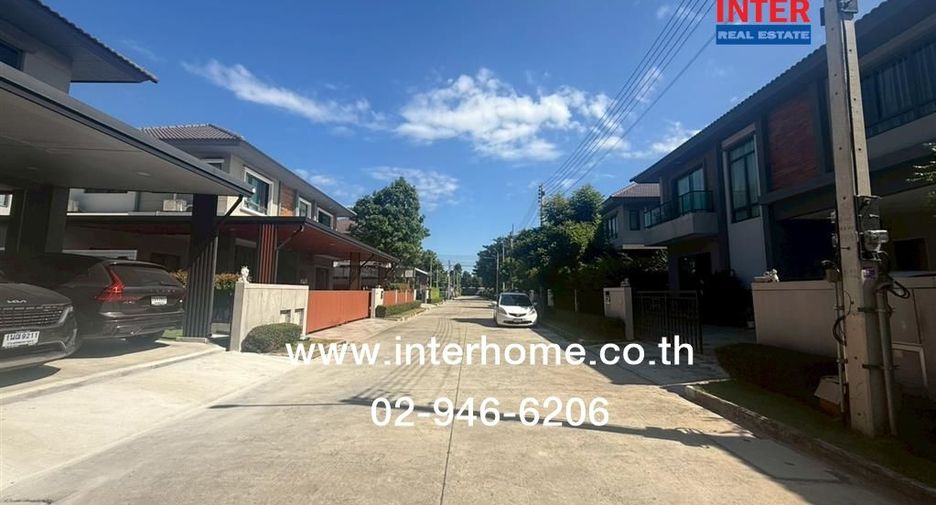 For sale 4 bedrooms house in Thanyaburi, Pathum Thani