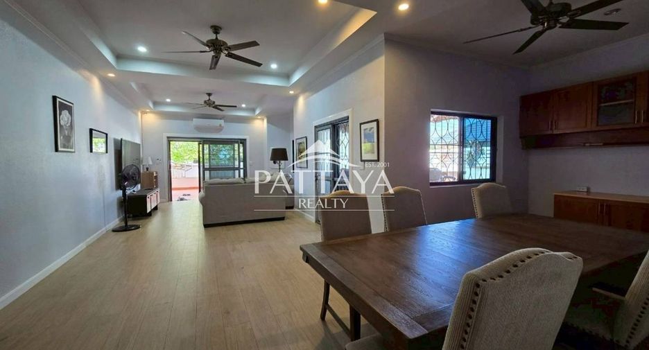 For rent 3 bedrooms house in Bang Lamung, Chonburi