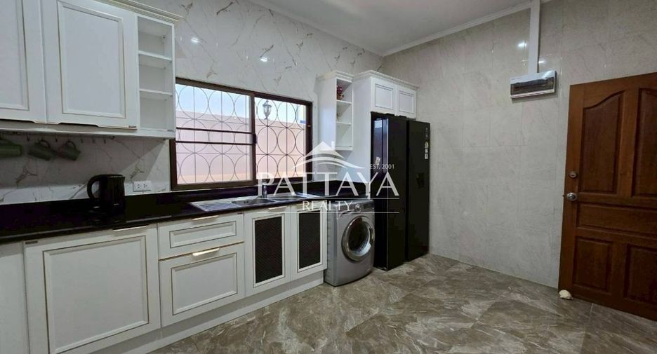 For rent 3 bedrooms house in Bang Lamung, Chonburi