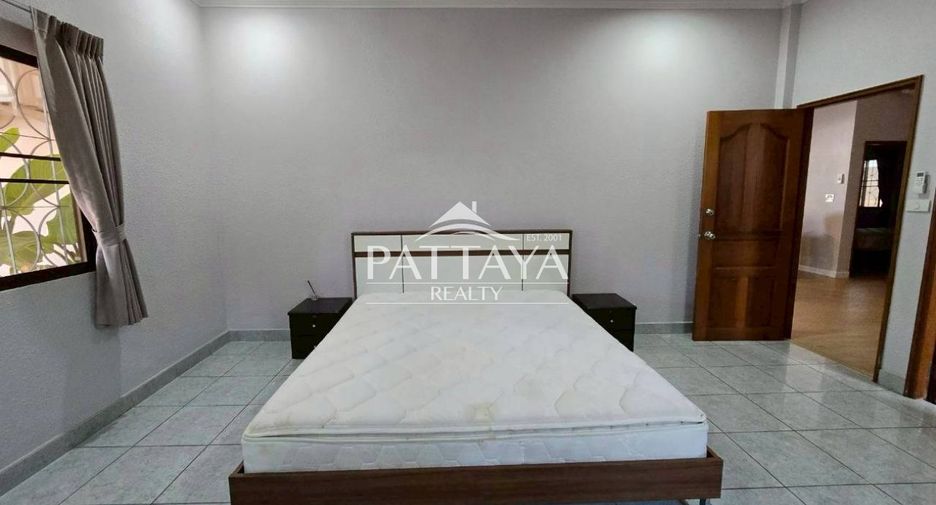 For rent 3 bedrooms house in Bang Lamung, Chonburi