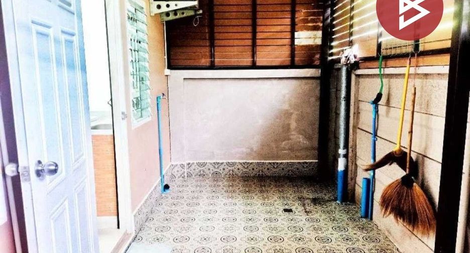Reihenhaus zum Kauf mit 2 Zimmer in Sattahip, Chonburi