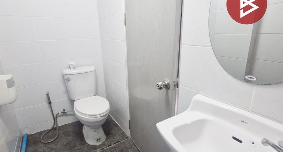 Local comercial en venta de 3 habitaciones en Chai Badan, Lopburi